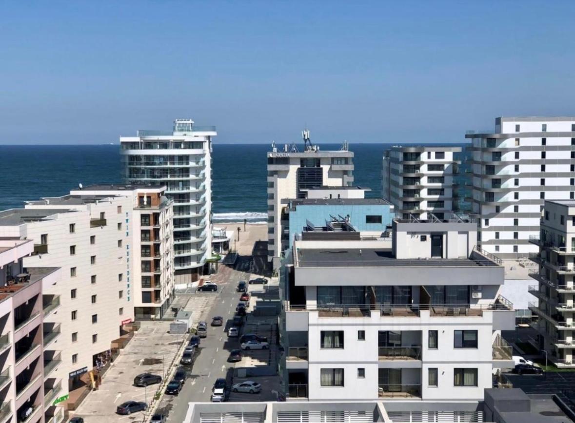 Studio303 By Allegio: Mamaia'S Seaside Luxury Near Finest Clubs & Beaches Exteriör bild
